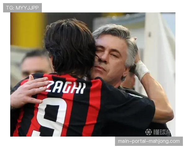 特写镜头:终场哨响,安切洛蒂与教练组平静握手,面容未见喜色 特写镜头:终场哨响,安切洛蒂与教练组平静握手,面容未见喜色